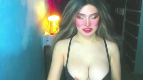 T A N Y A online show from May 24, 2:38 am