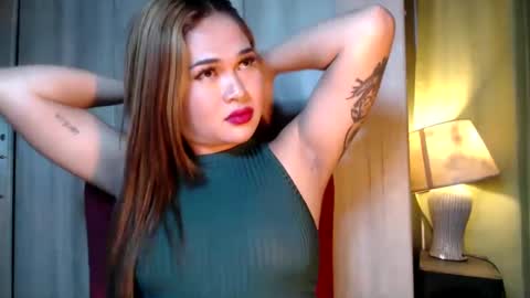 Snapshot of hotbabealjie chatting on February 22, 12:16 am Aljie online show from February 22, 12:16 am