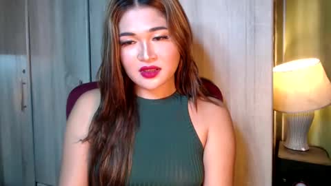 Snapshot of hotbabealjie chatting on February 25, 12:14 am Aljie online show from February 25, 12:14 am