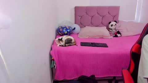 lesly and ander online show from October 2, 7:21 pm