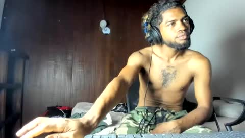 Snapshot of hotbody22_ chatting on July 10, 2:05 am hotbody22_ online show from July 10, 2:05 am
