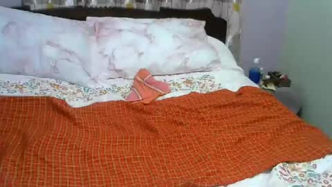 spicy online show from June 25, 8:57 pm