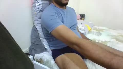 Snapshot of hotboy8677 chatting on October 23, 8:24 am Hotboy8677 online show from October 23, 8:24 am