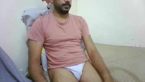 Snapshot of hotboy8677 chatting on November 17, 8:31 am Hotboy8677 online show from November 17, 8:31 am