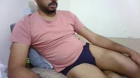 Snapshot of hotboy8677 chatting on November 29, 10:29 am Hotboy8677 online show from November 29, 10:29 am