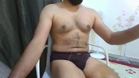 Snapshot of hotboy8677 chatting on May 12, 9:28 am Hotboy8677 online show from May 12, 9:28 am