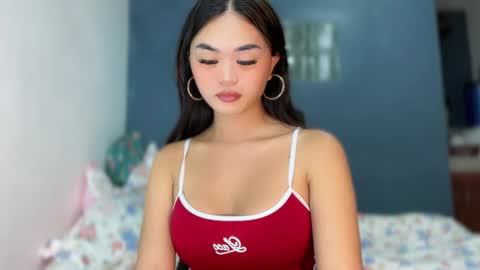 Aya online show from February 1, 11:31 am