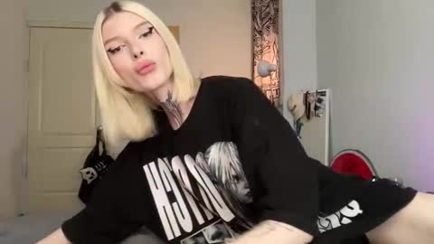 Snapshot of hotchubently chatting on October 30, 8:38 am hotchubently online show from October 30, 8:38 am