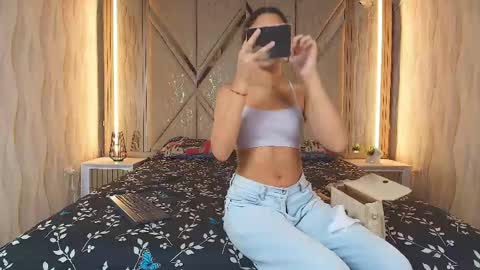 hotcouple_222 online show from June 5, 1:28 pm