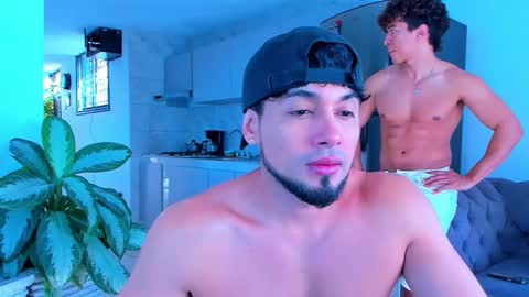 Hussain   aaron and Ekko online show from January 18, 1:48 pm