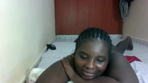 Snapshot of hotebbbyy chatting on May 4, 5:20 pm EBBY online show from May 4, 5:20 pm