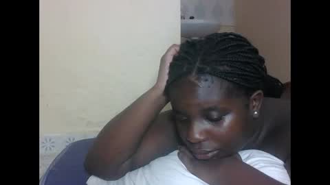 Snapshot of hotebbbyy chatting on May 27, 1:57 am EBBY online show from May 27, 1:57 am