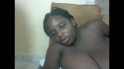 Snapshot of hotebbbyy chatting on May 27, 5:32 pm EBBY online show from May 27, 5:32 pm