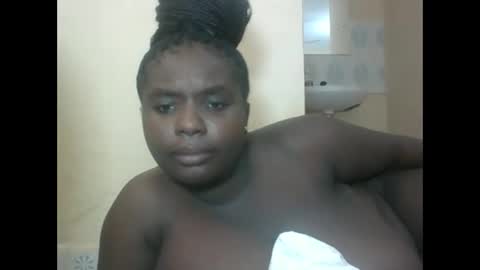 Snapshot of hotebbbyy chatting on May 28, 5:38 am EBBY online show from May 28, 5:38 am