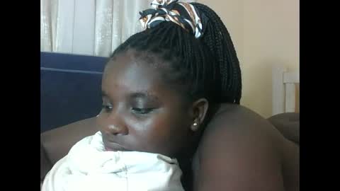 Snapshot of hotebbbyy chatting on May 30, 6:16 pm EBBY online show from May 30, 6:16 pm