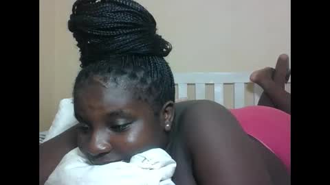 Snapshot of hotebbbyy chatting on June 1, 4:41 pm EBBY online show from June 1, 4:41 pm