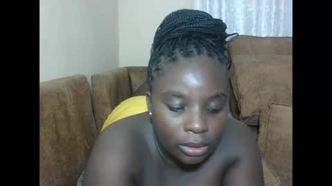 Snapshot of hotebbbyy chatting on June 4, 6:25 pm EBBY online show from June 4, 6:25 pm