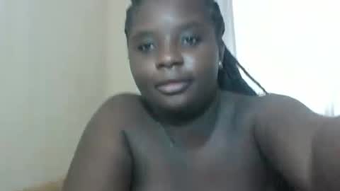 Snapshot of hotebbbyy chatting on June 17, 10:17 am EBBY online show from June 17, 10:17 am