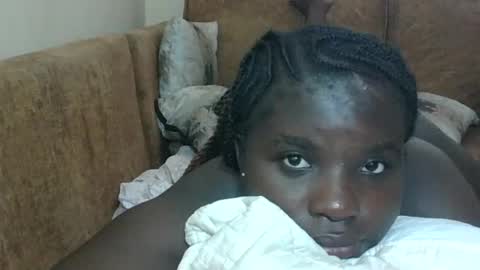 Snapshot of hotebbbyy chatting on July 10, 7:34 am EBBY online show from July 10, 7:34 am