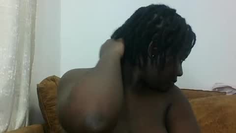 Snapshot of hotebbbyy chatting on August 4, 4:31 pm EBBY online show from August 4, 4:31 pm
