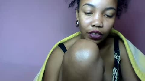 Snapshot of hotfelicia chatting on July 25, 7:28 am hotfelicia online show from July 25, 7:28 am