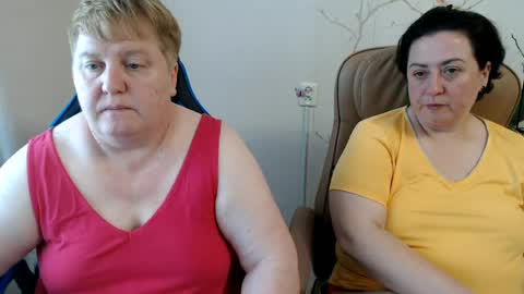 Snapshot of hotfiremommy chatting on June 15, 3:58 pm LimonkaFire online show from June 15, 3:58 pm