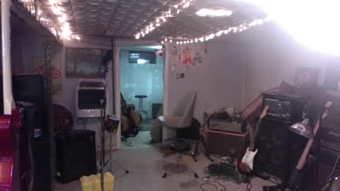 Smoochface online show from December 6, 2:17 pm