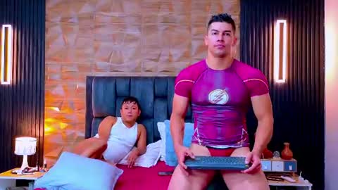 Snapshot of hotfuckers4uu chatting on June 18, 2:10 pm felipe marcello online show from June 18, 2:10 pm