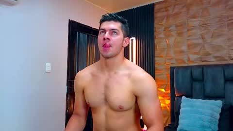 Snapshot of hotfuckers4uu chatting on July 6, 4:09 pm felipe marcello online show from July 6, 4:09 pm
