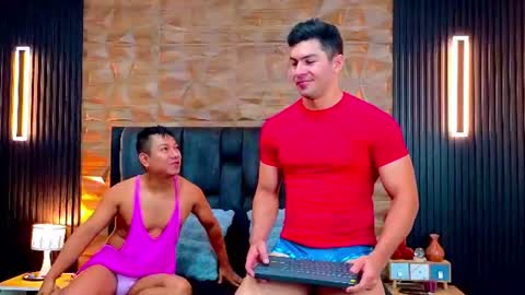 Snapshot of hotfuckers4uu chatting on July 9, 2:10 pm felipe marcello online show from July 9, 2:10 pm