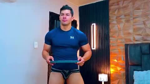 Snapshot of hotfuckers4uu chatting on July 14, 2:34 pm felipe marcello online show from July 14, 2:34 pm