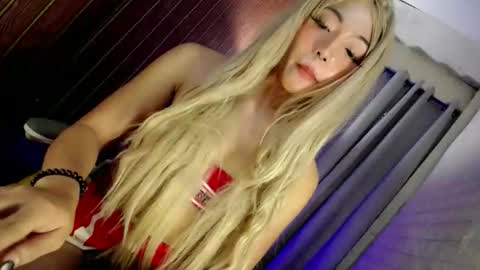 hotfucking_queen1111 online show from May 24, 7:57 am