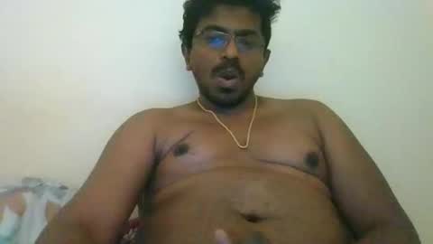 Snapshot of hotgluteus4321 chatting on February 7, 8:55 am hotgluteus4321 online show from February 7, 8:55 am