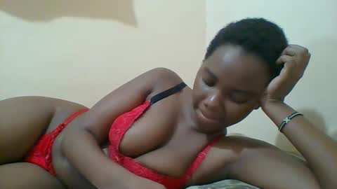 Queen online show from February 15, 3:39 pm