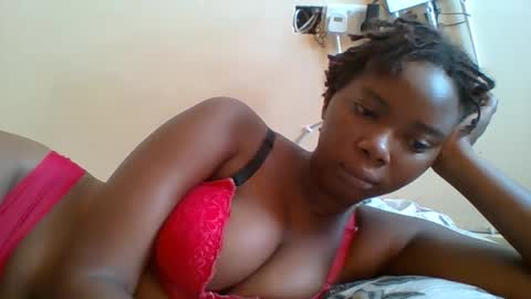 Queen online show from March 10, 6:29 am