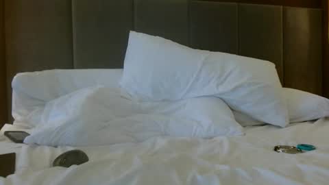 hottie online show from March 24, 2:33 pm