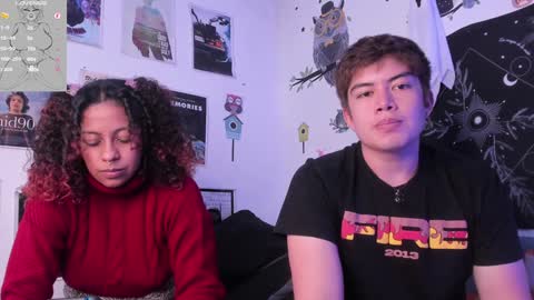 Snapshot of hothoneychile chatting on January 13, 2:50 am Sam and Nico online show from January 13, 2:50 am