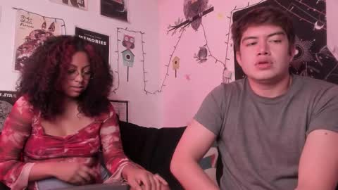 Snapshot of hothoneychile chatting on October 29, 10:55 pm Sam and Nico online show from October 29, 10:55 pm