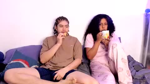 Sam and Nico online show from June 14, 5:09 am