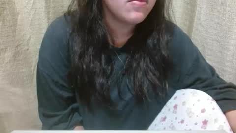 Snapshot of hotiemorenagurl18 chatting on October 2, 2:07 am hotiemorenagurl18 online show from October 2, 2:07 am