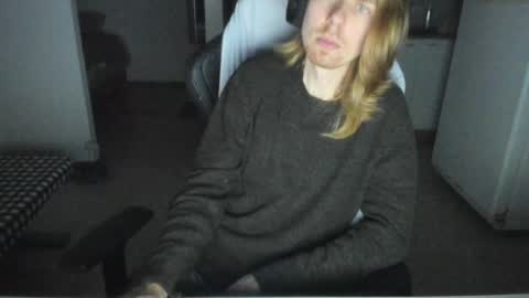 Hikikomori Alex online show from December 6, 2:49 pm