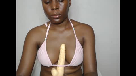 hotjessie0 online show from February 5, 7:50 am