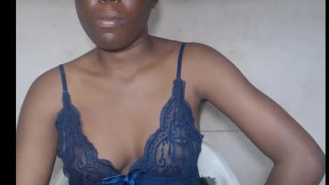 hotjessie0 online show from October 12, 6:12 am