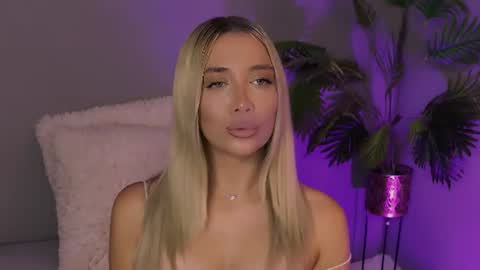 Maria online show from July 10, 6:43 pm