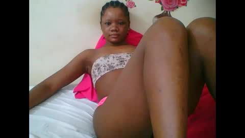 Snapshot of hotjeylee chatting on November 3, 11:22 am LOYCE online show from November 3, 11:22 am