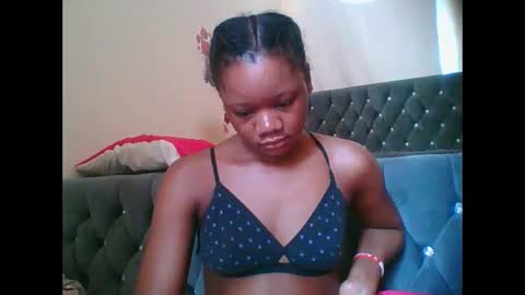 Snapshot of hotjeylee chatting on November 16, 9:48 am LOYCE online show from November 16, 9:48 am