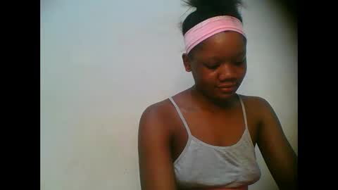 Snapshot of hotjeylee chatting on November 21, 7:12 pm LOYCE online show from November 21, 7:12 pm