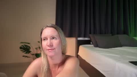 Kate  stream  1200 pm -800 pm UTC 7 online show from July 30, 11:09 am
