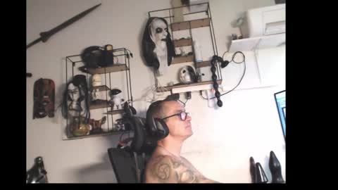 hotkinkytat online show from April 30, 10:54 am