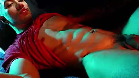 Hotlatinking online show from February 13, 2:01 am